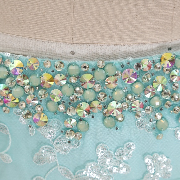 High Neck 2 Piece Prom Pageant Gown Formal Dress - Picture 3 of 7